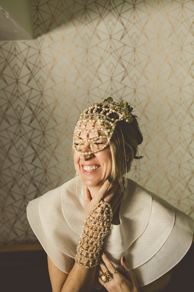 From Heirloom to Head-Turner: How Vintage Jewelry Gets a New Life ✨